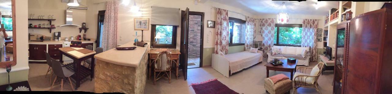 Victoria's Apartment Kavala